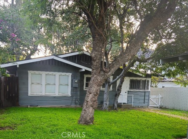 Detail Gallery Image 10 of 11 For 693 N Euclid, Upland,  CA 91786 - 3 Beds | 1 Baths