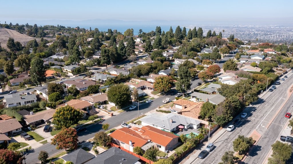 Ariel View of neighborhood