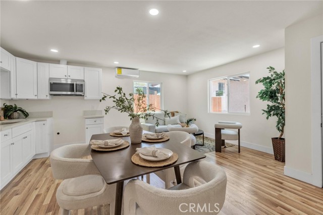 123 W 56th Street, Los Angeles CA: https://media.crmls.org/medias/61c45667-e1f0-455d-a25e-85518f8ef7a5.jpg