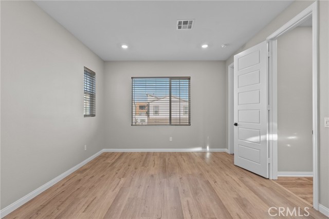 Detail Gallery Image 16 of 52 For 27004 Trail View, Valencia,  CA 91381 - 3 Beds | 3 Baths