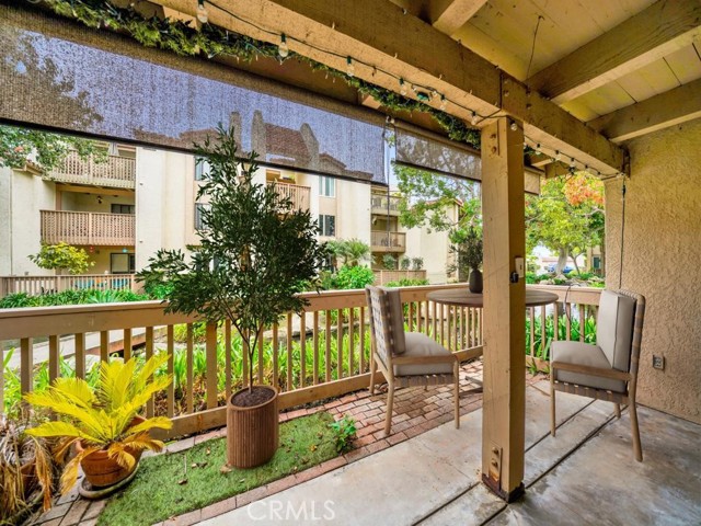 Detail Gallery Image 23 of 25 For 4861 Lago Dr #100,  Huntington Beach,  CA 92649 - 3 Beds | 2 Baths