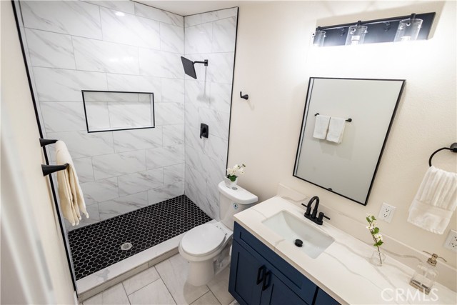 Detail Gallery Image 33 of 36 For 7710 S Halldale Ave, Los Angeles,  CA 90047 - 3 Beds | 2 Baths