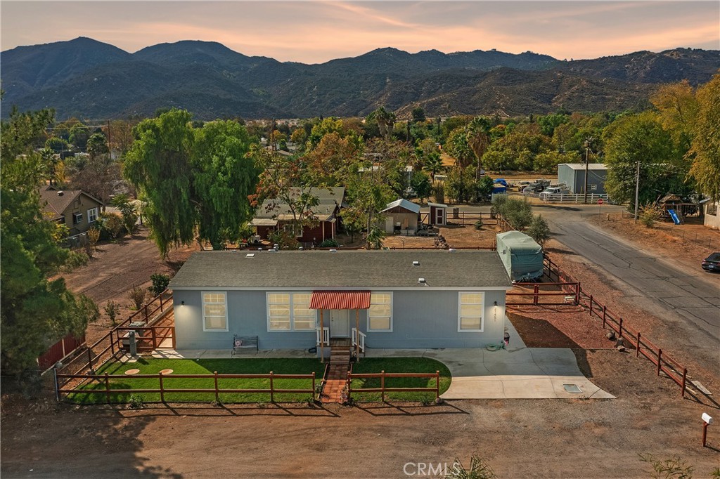 21451 Illinois Street, Wildomar, CA 92595