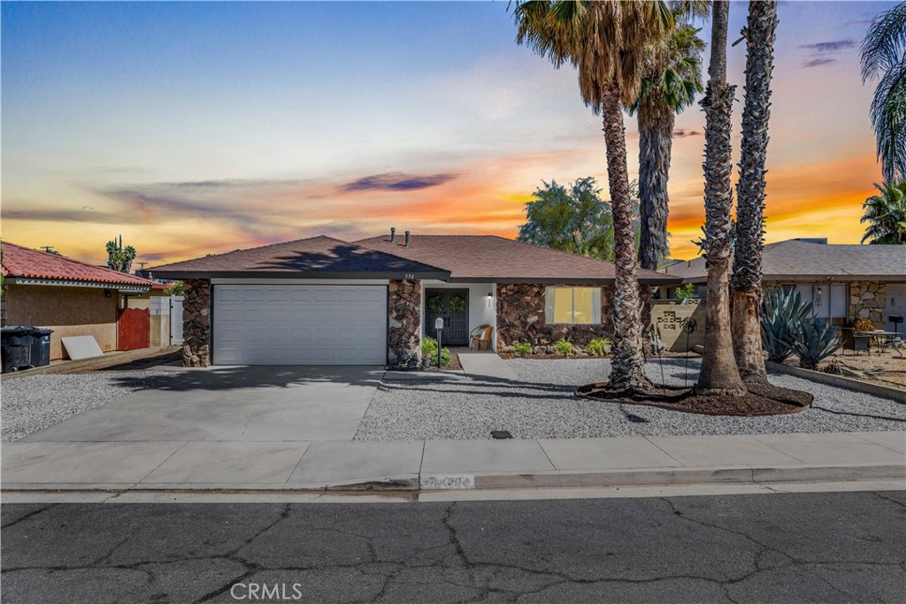 594 Montebello Place