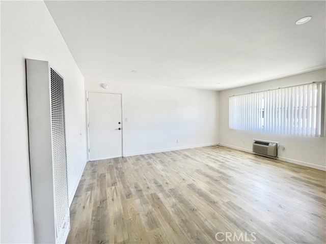 Detail Gallery Image 9 of 22 For 3175 Quartz Ln #5,  Fullerton,  CA 92831 - 2 Beds | 1 Baths