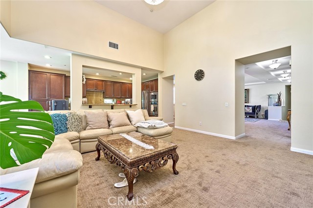 18977 Phelham Way, Yorba Linda CA: https://media.crmls.org/medias/61c70db2-8b8a-4ffb-a7f5-a071eb98f09c.jpg