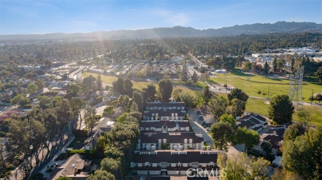 Detail Gallery Image 38 of 39 For 18200 Andrea Cir #6,  Northridge,  CA 91325 - 3 Beds | 2/1 Baths