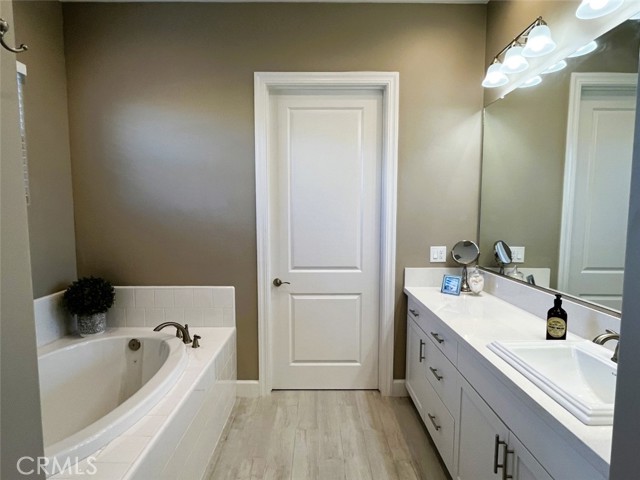 Detail Gallery Image 7 of 22 For 329 Diego Ct, Templeton,  CA 93465 - 4 Beds | 2/1 Baths