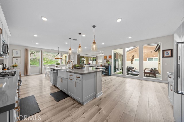 Detail Gallery Image 7 of 55 For 31235 Morgan Horse, Menifee,  CA 92584 - 4 Beds | 3 Baths