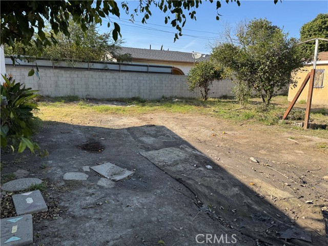 2273 Santa Ana, Los Angeles, California 90059, 2 Bedrooms Bedrooms, ,1 BathroomBathrooms,Single Family Residence,For Sale,Santa Ana,RS25031725