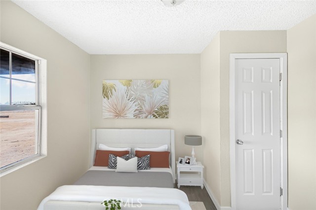 Detail Gallery Image 6 of 14 For 47242 92nd St, Lancaster,  CA 93536 - 2 Beds | 1 Baths