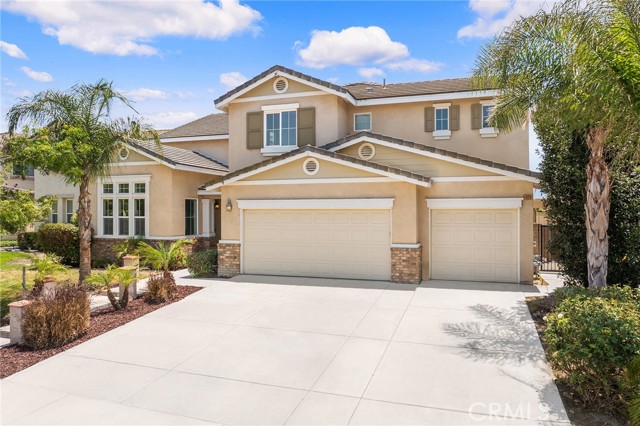14261 Settlers Ridge Court, Eastvale CA: https://media.crmls.org/medias/61ca7478-f012-445b-81b3-a1d6d38a5c68.jpg