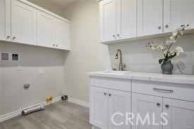 Detail Gallery Image 6 of 10 For 11123 Central Rd, Apple Valley,  CA 92308 - 4 Beds | 2/1 Baths