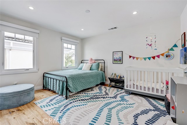 Detail Gallery Image 31 of 52 For 825 Center, El Segundo,  CA 90245 - 4 Beds | 3 Baths