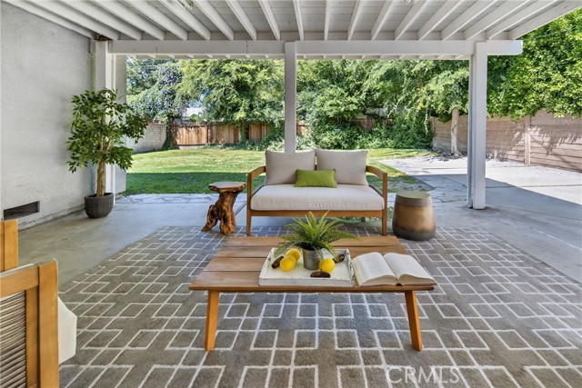 Detail Gallery Image 25 of 37 For 22647 Clarendon St, Woodland Hills,  CA 91367 - 3 Beds | 2 Baths