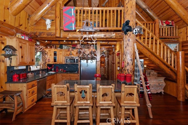 Detail Gallery Image 10 of 48 For 28730 Potomac, Lake Arrowhead,  CA 92352 - 3 Beds | 3 Baths