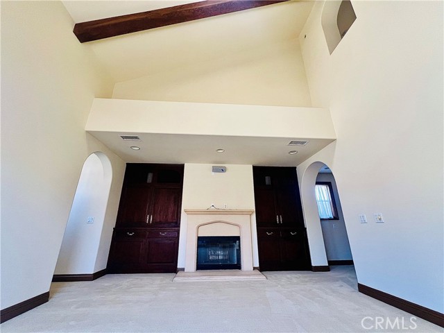 323 13th Street, Huntington Beach CA: https://media.crmls.org/medias/61ccfe4a-3290-4dd6-b9a3-d31ed81a34f9.jpg