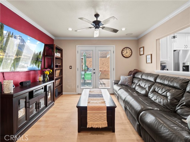 Detail Gallery Image 6 of 40 For 15242 Poppy Meadow St, Canyon Country,  CA 91387 - 3 Beds | 3 Baths