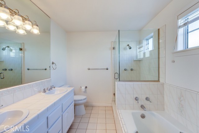 645 Longfellow Avenue, Hermosa Beach CA: https://media.crmls.org/medias/61cd977d-5c73-47b4-b48e-8b7e5f3e7462.jpg