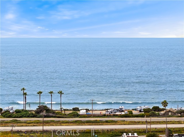 7327 Seafarer Place, Carlsbad CA: https://media.crmls.org/medias/61ce843d-cb8a-4d15-8403-808d3518f7d2.jpg