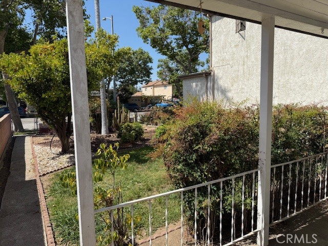 Detail Gallery Image 20 of 26 For 2208 W Olympic Bld, Montebello,  CA 90640 - 2 Beds | 1 Baths