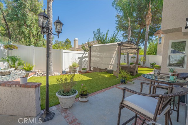 Detail Gallery Image 55 of 65 For 20019 Nutcracker Ct, Canyon Country,  CA 91351 - 4 Beds | 2/1 Baths