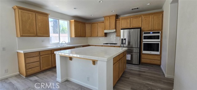 Detail Gallery Image 9 of 22 For 1216 Avignon Dr, Merced,  CA 95348 - 4 Beds | 3 Baths