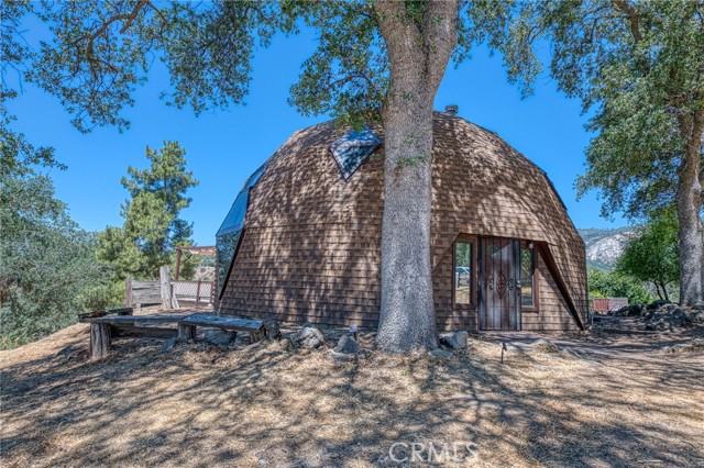 28944 Tollhouse Road, Tollhouse CA: https://media.crmls.org/medias/61cfc501-1974-4401-8895-ce1f892d7b7b.jpg