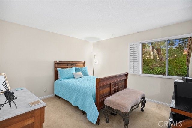 Detail Gallery Image 13 of 21 For 4 Corsica Dr, Newport Beach,  CA 92660 - 2 Beds | 2 Baths