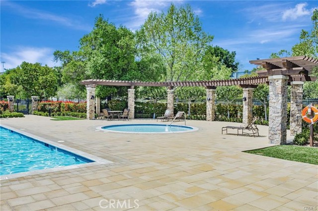 Detail Gallery Image 72 of 75 For 26640 via Bellazza, Valencia,  CA 91381 - 3 Beds | 2/1 Baths