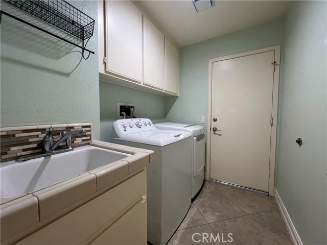 2094 Avenida Del Canada, Rowland Heights CA: https://media.crmls.org/medias/61d22f47-fc0f-480d-8c8b-dc68306e599a.jpg