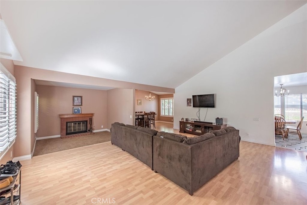 MLS #SR25220820 image #2