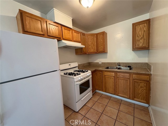 Detail Gallery Image 6 of 14 For 1372 W 36th St, Los Angeles,  CA 90007 - 1 Beds | 1 Baths