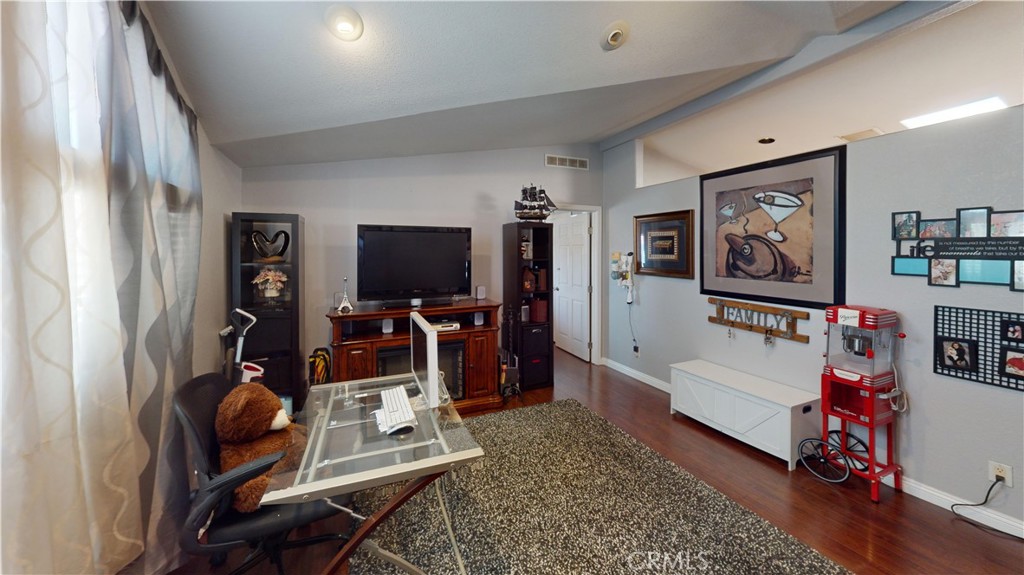 MLS #OC26158247 image #22