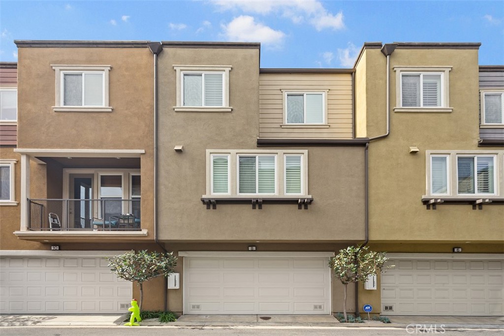8 Nautical Mile Drive, Newport Beach, CA 92663