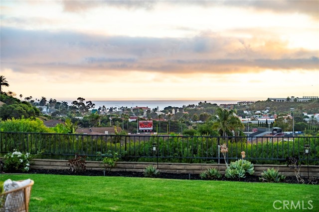 625 Calle Miguel, San Clemente CA: https://media.crmls.org/medias/61d5a3e9-45a5-4622-8a99-1ef0341cdad9.jpg