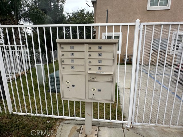 Detail Gallery Image 9 of 31 For 1525 N Palm Ave, Rialto,  CA 92376 - – Beds | – Baths