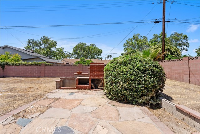 11747 Hollyview Drive, La Mirada CA: https://media.crmls.org/medias/61d5f184-3a7a-45c6-9bef-915acff01cd1.jpg