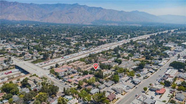 265 N Mar Vista Avenue, Pasadena CA: https://media.crmls.org/medias/61d66260-2c3a-4cb5-af7c-bc9325bedc11.jpg