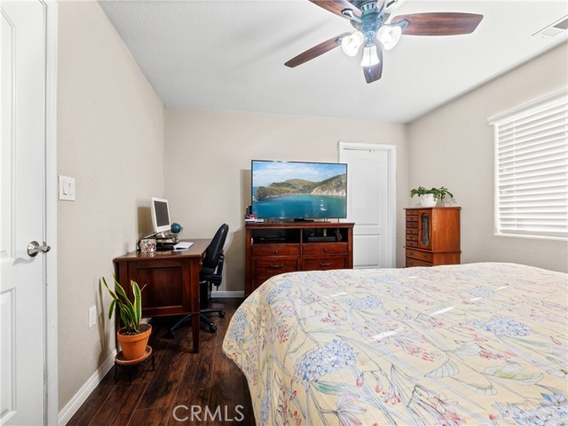 13136 Tawya Road, Apple Valley CA: https://media.crmls.org/medias/61d66f2c-85da-43cf-ae2e-ab4240acd5f0.jpg
