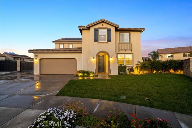 Detail Gallery Image 3 of 72 For 6962 Housatonic Ct, Jurupa Valley,  CA 91752 - 5 Beds | 3 Baths