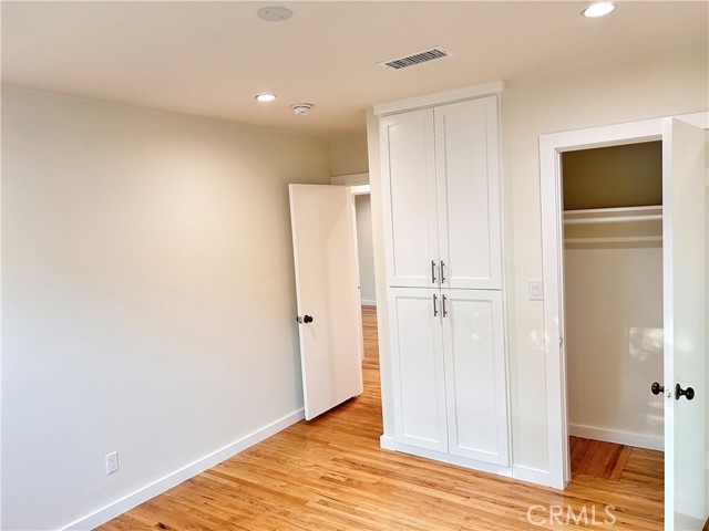 8541 Belmar Avenue, Northridge CA: https://media.crmls.org/medias/61d6c70c-de62-4966-a161-c4925e50b4a7.jpg