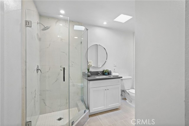 Detail Gallery Image 15 of 39 For 4647 Willis Ave #306,  Sherman Oaks,  CA 91403 - 2 Beds | 1 Baths