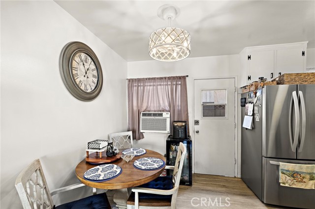 4292 Howard Avenue, Los Alamitos CA: https://media.crmls.org/medias/61d783d8-5021-4bea-8a67-fd973a76467c.jpg