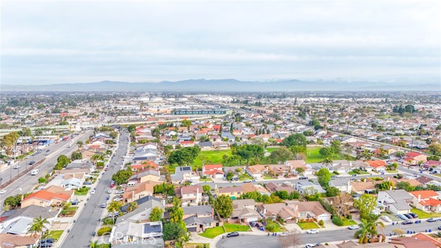 Detail Gallery Image 30 of 36 For 5018 Elderhall Ave, Lakewood,  CA 90712 - 4 Beds | 2 Baths