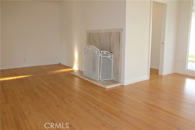 Detail Gallery Image 9 of 19 For 6454 Baird, Reseda,  CA 91335 - 4 Beds | 2/1 Baths