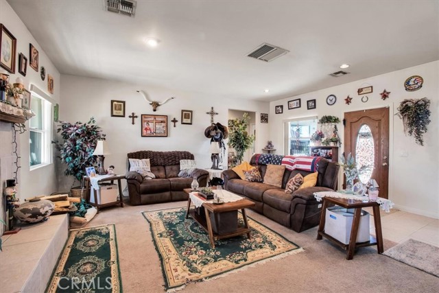Detail Gallery Image 10 of 46 For 58583 Buena Vista Dr, Yucca Valley,  CA 92284 - 3 Beds | 2 Baths