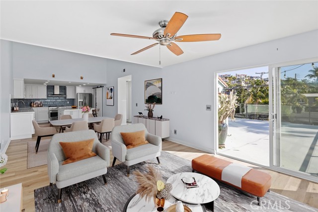 Detail Gallery Image 8 of 55 For 115 E Avenida Cornelio, San Clemente,  CA 92672 - 4 Beds | 3/1 Baths