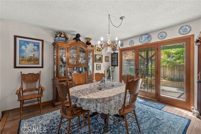 3485 Palisades Street, Chino Hills CA: https://media.crmls.org/medias/61db0c8a-5f43-443e-b143-93c11ea36b57.jpg