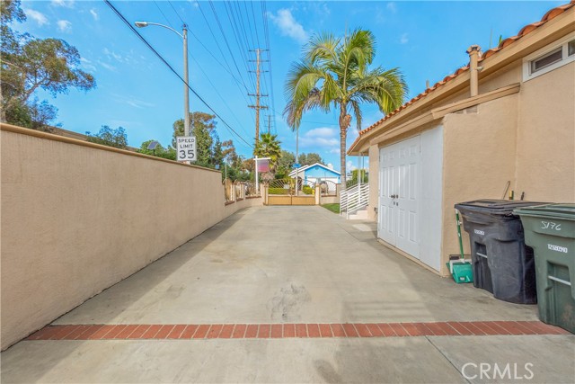 Detail Gallery Image 10 of 44 For 5176 W 134th Pl, Hawthorne,  CA 90250 - 5 Beds | 4/1 Baths